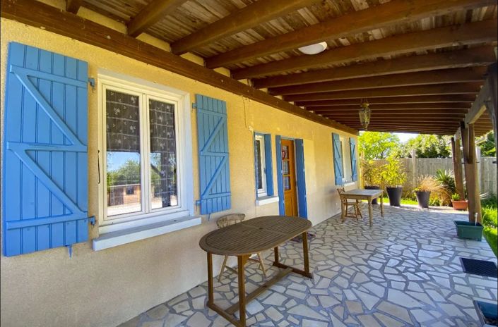 Image No.2-4 Bed House for sale