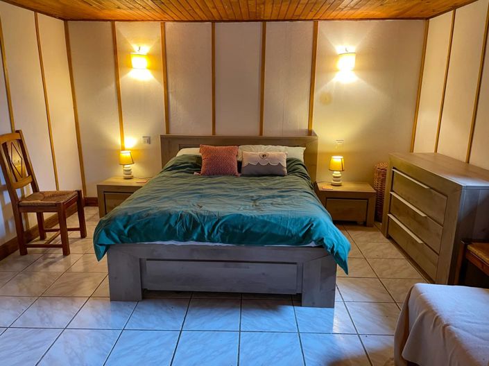 Image No.7-4 Bed House for sale