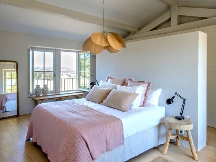 Image No.9-7 Bed House for sale