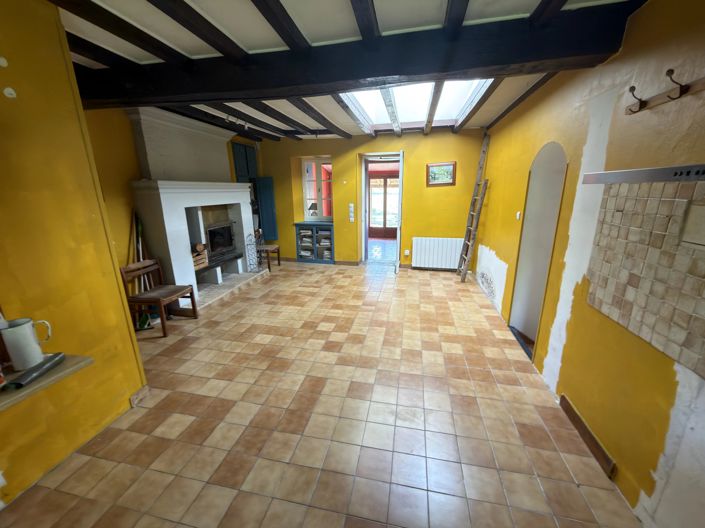 Image No.5-2 Bed House for sale