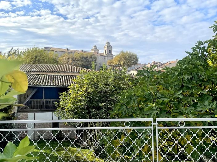 Image No.2-4 Bed House for sale