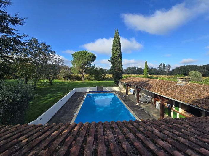 Image No.2-5 Bed House for sale