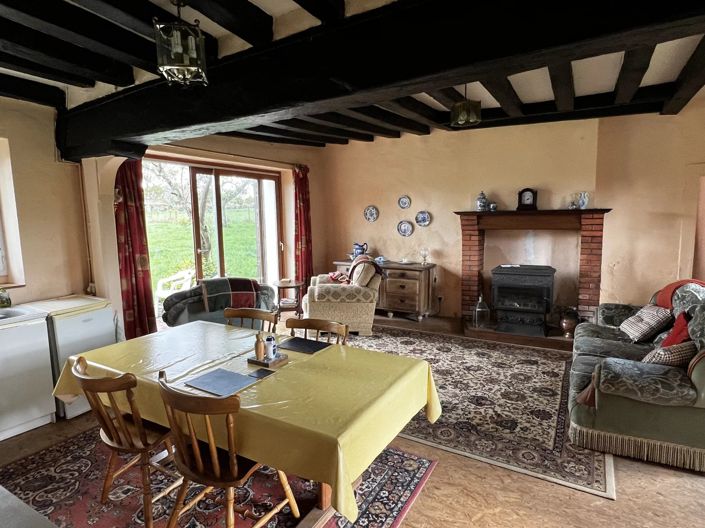 Image No.4-2 Bed House for sale