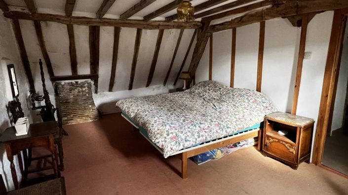 Image No.8-2 Bed House for sale