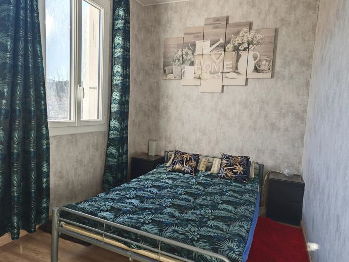 Image No.12-3 Bed House for sale