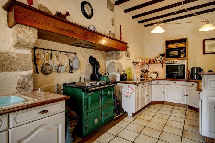 Image No.7-5 Bed House for sale