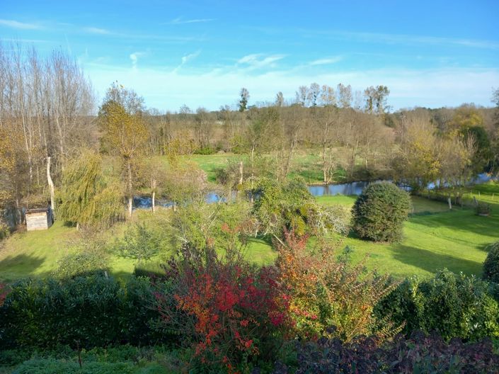 Image No.2-4 Bed House for sale