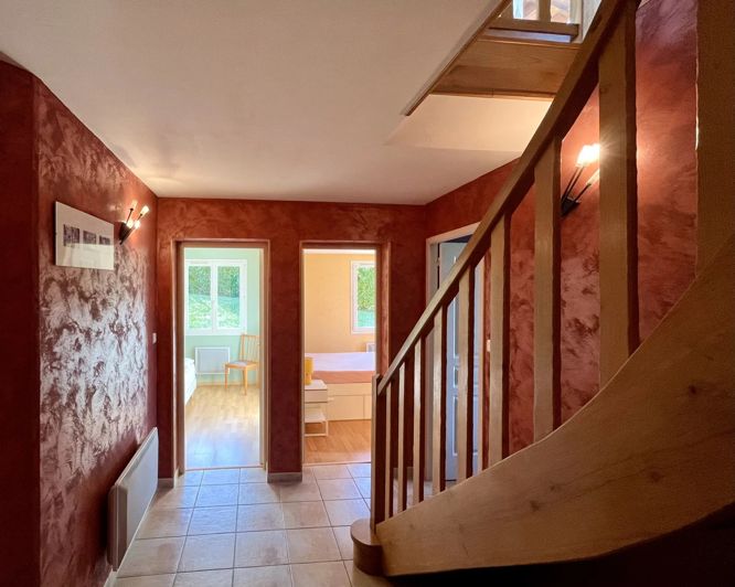 Image No.9-3 Bed House for sale