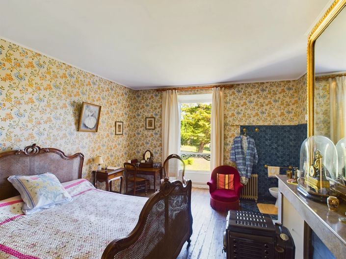 Image No.14-6 Bed House for sale