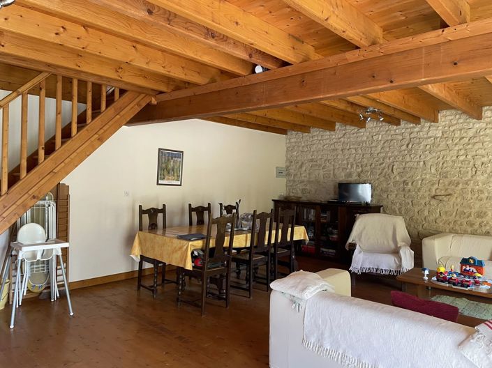 Image No.6-13 Bed House for sale