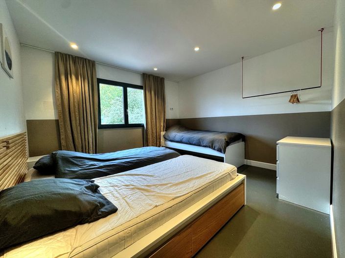 Image No.13-5 Bed House for sale