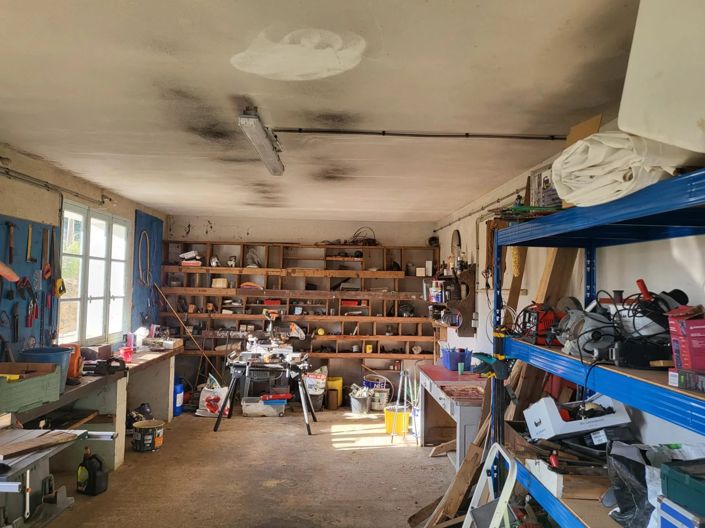 Image No.12-8 Bed House for sale