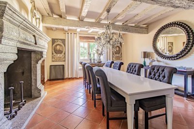 ce2c2db13b05f0bc388413e441f9be64161975ba4c192