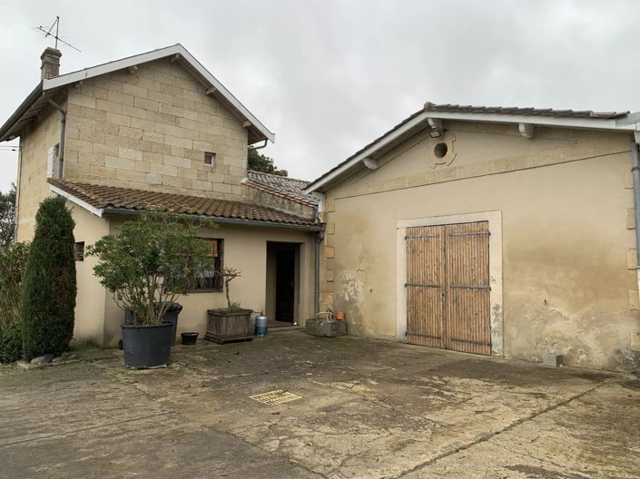 Image No.11-2 Bed House for sale