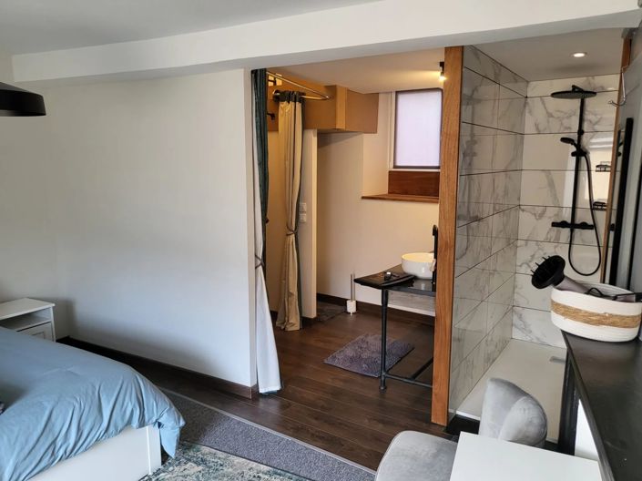 Image No.7-4 Bed House for sale