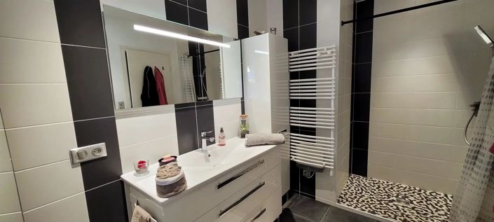 Image No.11-Maison de village de 4 chambres à vendre à Montaigu-de-Quercy