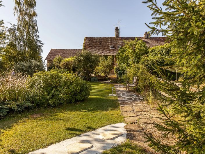 Image No.14-8 Bed House for sale