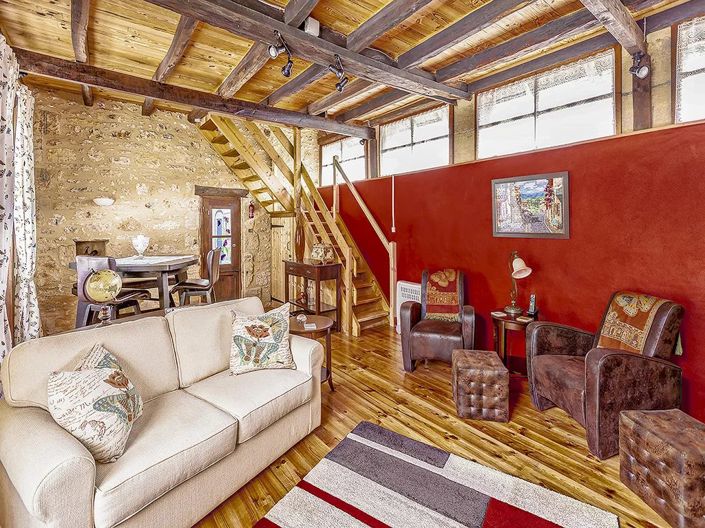 Image No.5-8 Bed House for sale