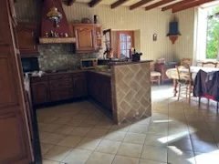 Image No.6-4 Bed House for sale