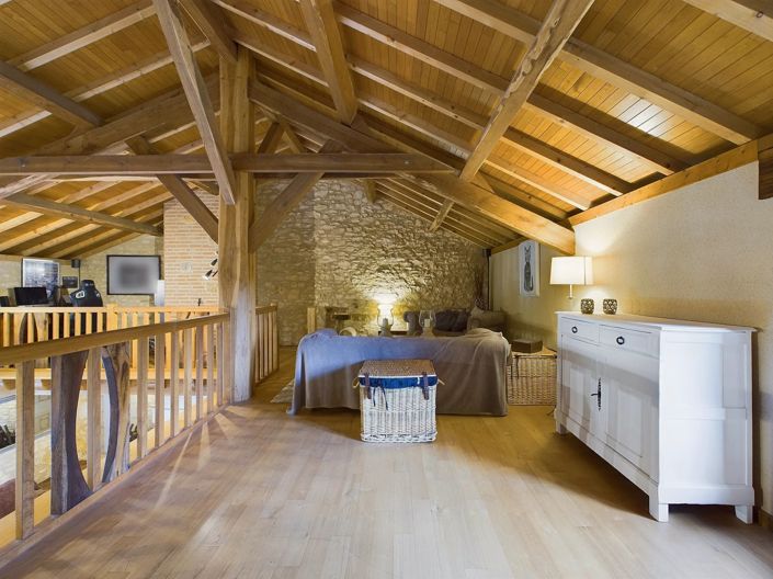 Image No.12-5 Bed House for sale