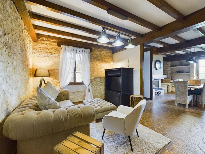 Image No.12-5 Bed House for sale