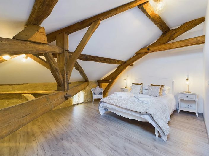 Image No.15-5 Bed House for sale