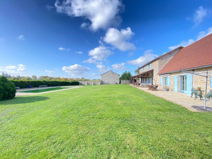 Image No.4-11 Bed House for sale