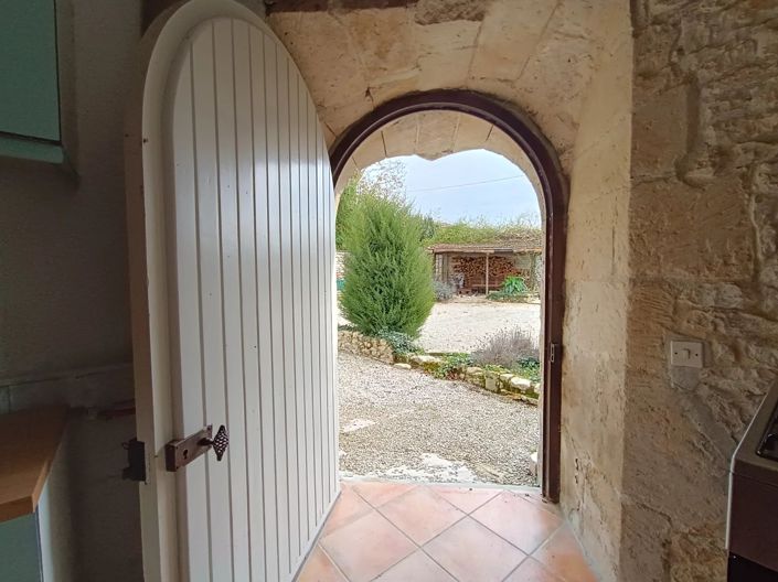 Image No.10-7 Bed House for sale