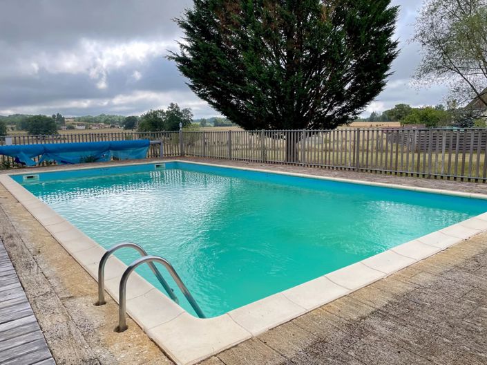 Image No.2-7 Bed House for sale