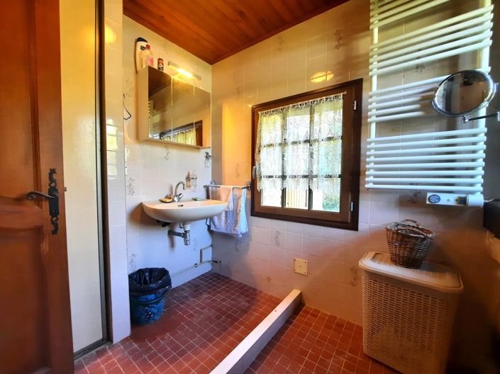 Image No.9-3 Bed House for sale