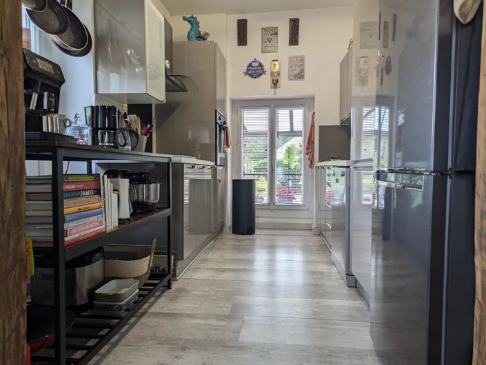 Image No.6-6 Bed Village House for sale