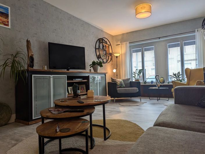 Image No.7-6 Bed Village House for sale