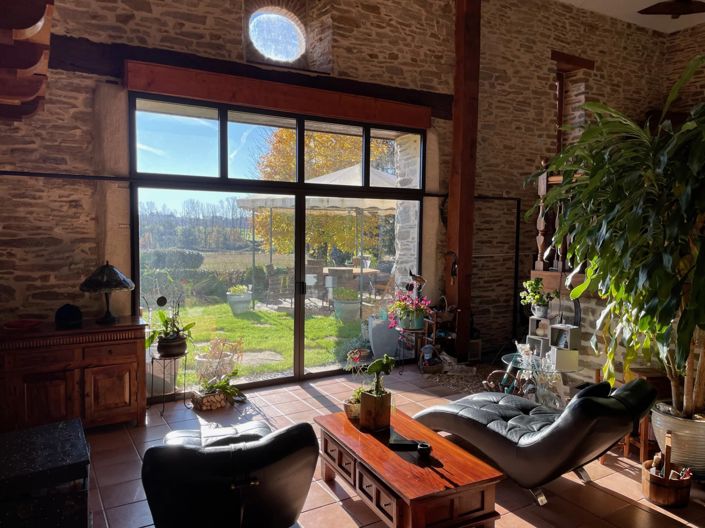 Image No.7-2 Bed House for sale