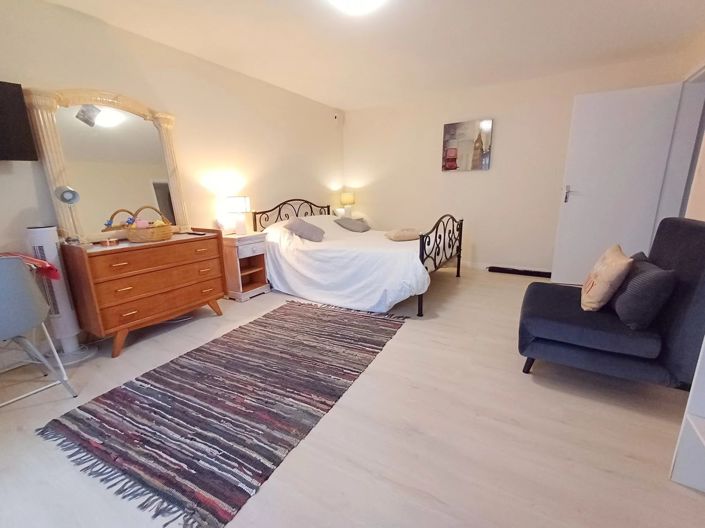 Image No.11-4 Bed House for sale