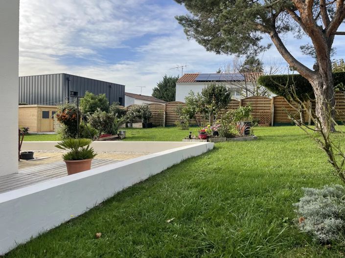 Image No.2-Maison de 4 chambres à vendre à Saintes