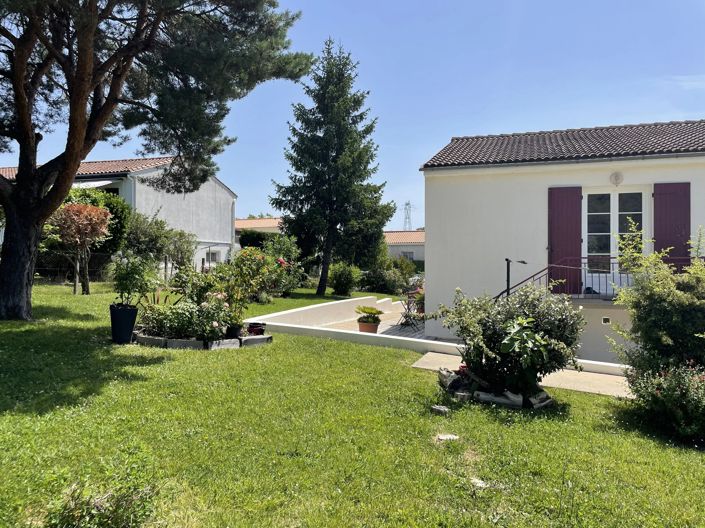 Image No.2-4 Bed House for sale