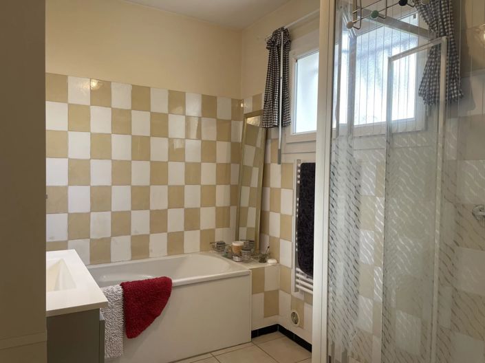 Image No.8-Maison de 4 chambres à vendre à Saintes