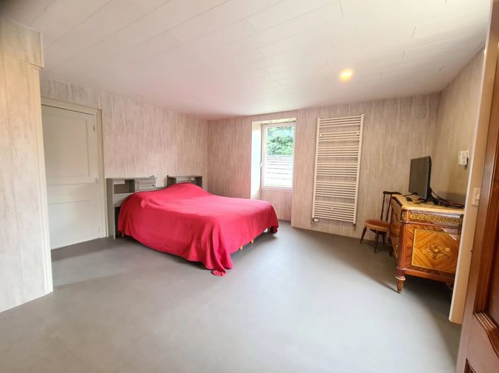 Image No.11-4 Bed House for sale