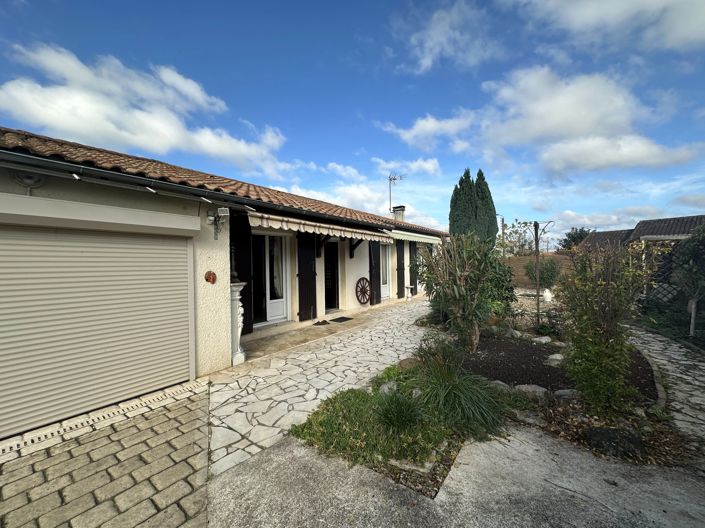 Image No.9-3 Bed House for sale