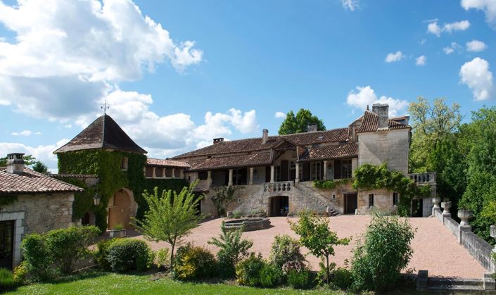Image No.1-Maison de 11 chambres à vendre à Dordogne