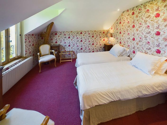 Image No.10-11 Bed House for sale