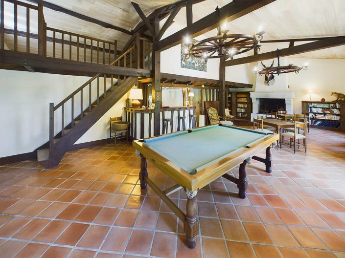 Image No.12-11 Bed House for sale