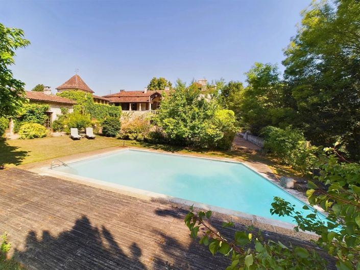 Image No.2-11 Bed House for sale