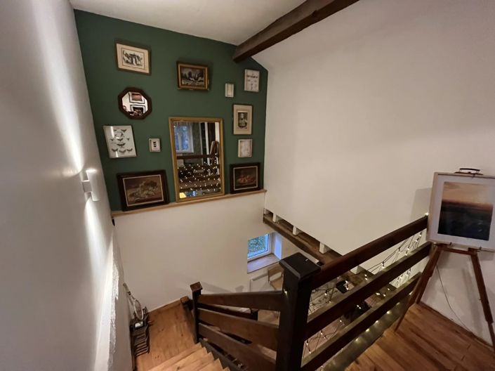 Image No.9-3 Bed House for sale