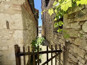 ed9c7fb5e37dd56fe26e2705f0f736fd81aa05dd4b403