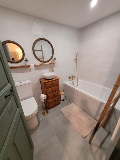 Image No.11-3 Bed House for sale