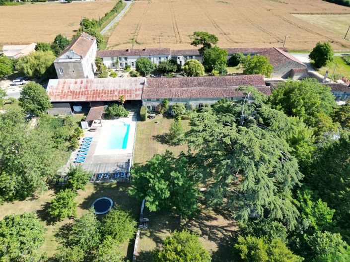 Image No.6-23 Bed House for sale