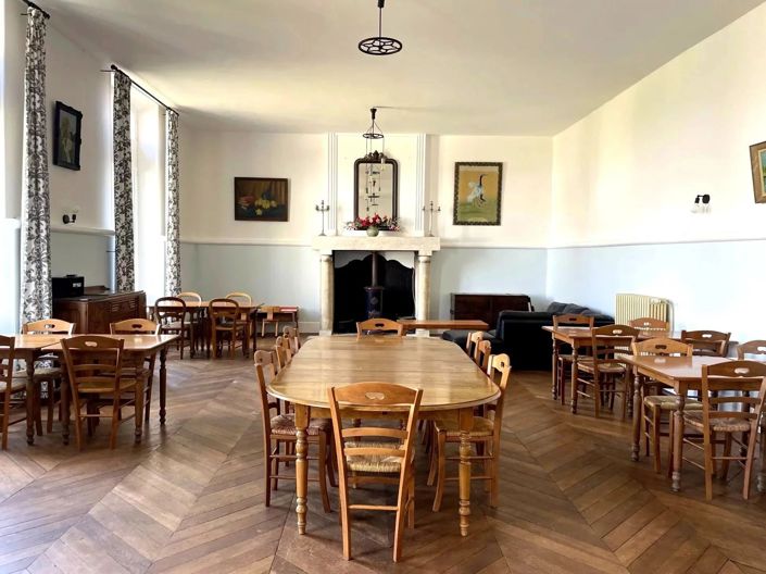 Image No.8-23 Bed House for sale