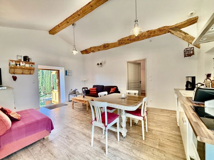 Image No.10-10 Bed House for sale