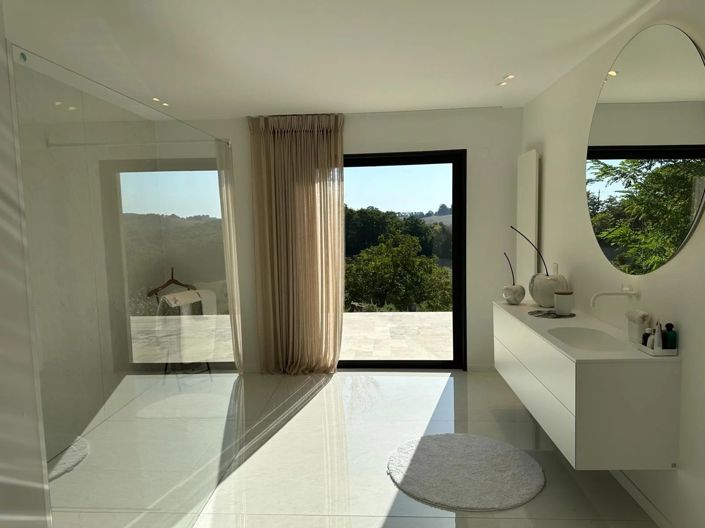 Image No.6-3 Bed Village House for sale